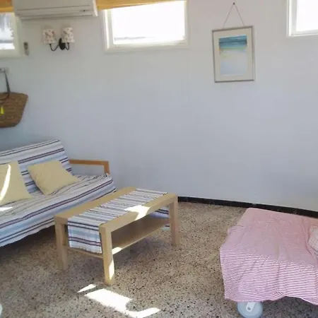 Sleeps 3 Wifi * Famara